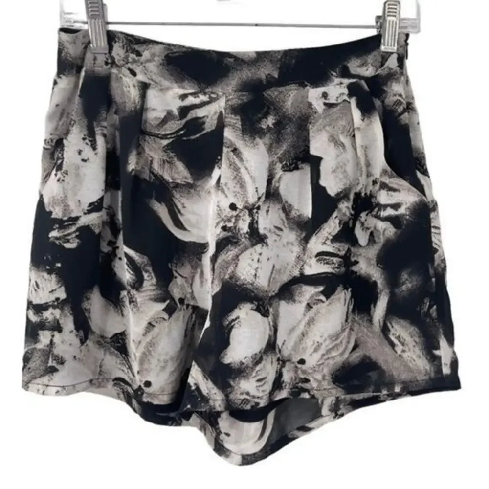 NWT ANGL Black White Dress Shorts Medium